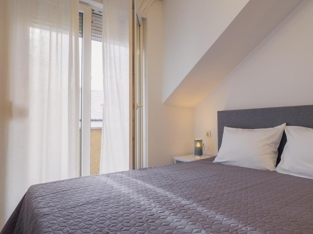 Apartment Neo 2 Free Parking Novi Sad Eksteriør billede