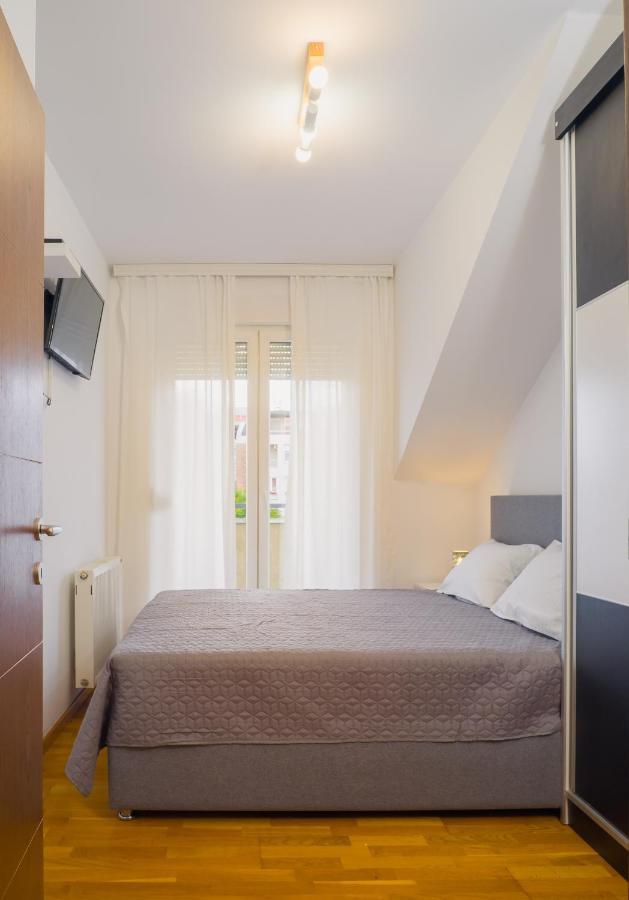 Apartment Neo 2 Free Parking Novi Sad Eksteriør billede